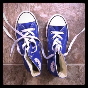 CONVERSE (youth) BLUE.  Used but not much